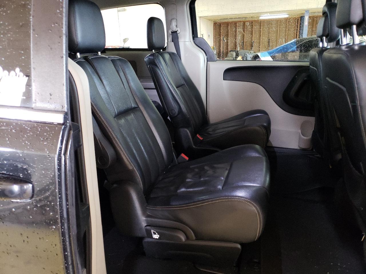 Photo 6 from auction – 2012 CHRYSLER TOWN & COU with VIN 2C4RC1BG0CR382197