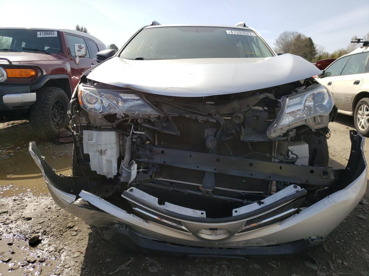 Photo 9 from auction – 2014 TOYOTA RAV4 LE with VIN JTMBFREV3ED062900