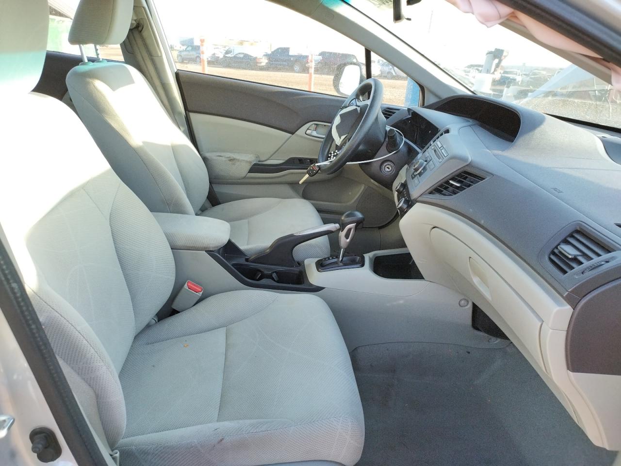 Zdjęcie 5 z aukcji – 2012 HONDA CIVIC LX z VIN 2HGFB2F54CH563248