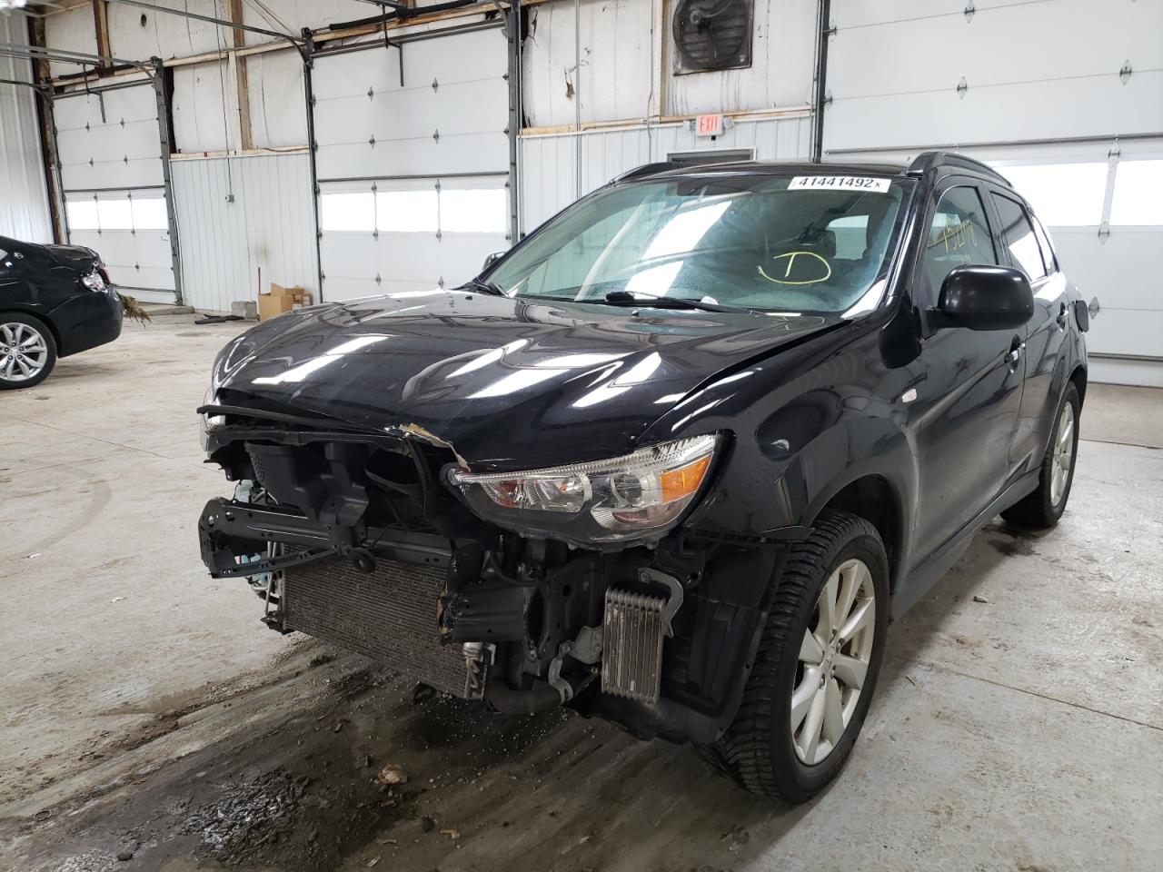 Photo 2 from auction – 2015 MITSUBISHI OUTLANDER with VIN 4A4AP4AU4FE012746