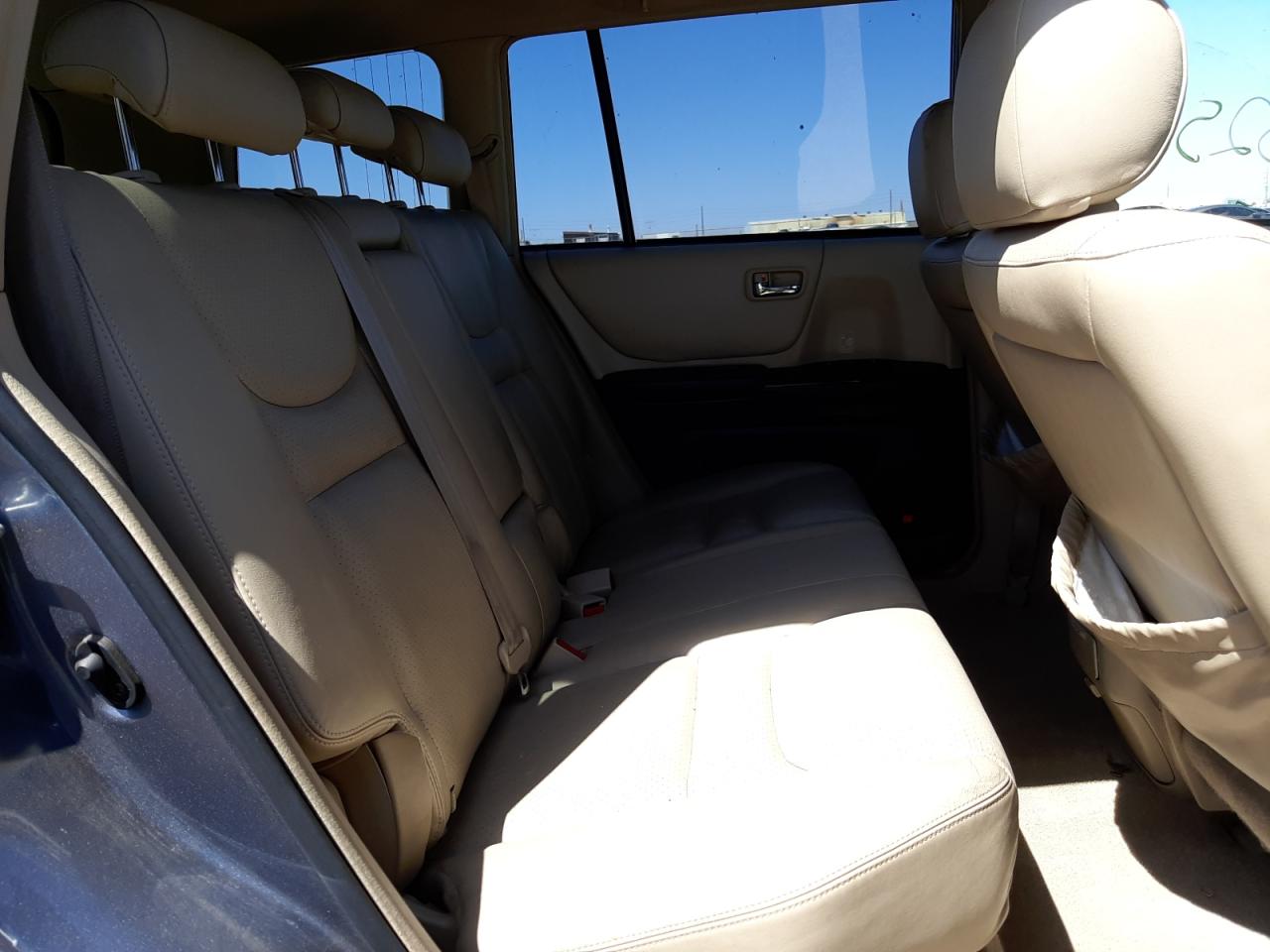 Photo 6 from auction – 2003 TOYOTA HIGHLANDER with VIN JTEGF21A730111922