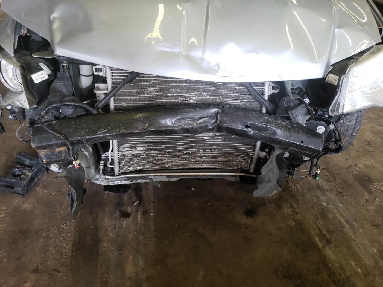 Photo 9 from auction – 2014 CHRYSLER TOWN & COU with VIN 2C4RC1BG6ER314652