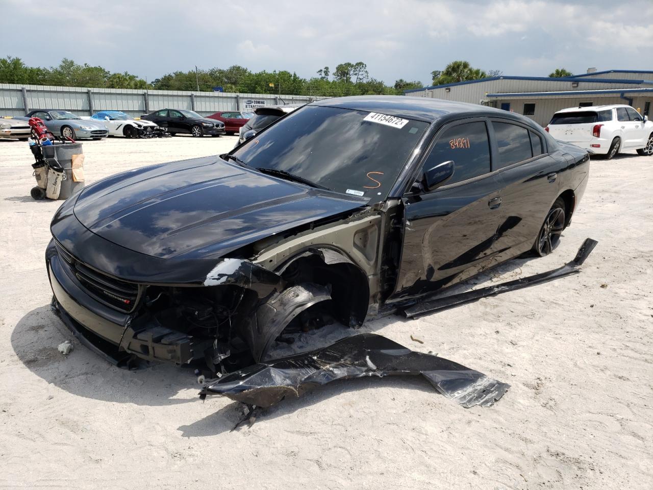 Photo 9 from auction – 2016 DODGE CHARGER SE with VIN 2C3CDXBG8GH272570