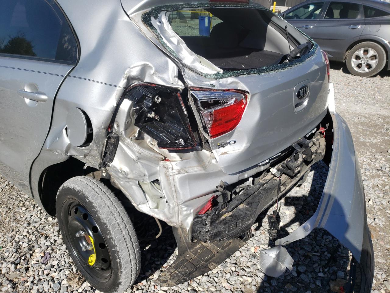 Photo 9 from auction – 2016 KIA RIO LX with VIN KNADM5A34G6692912