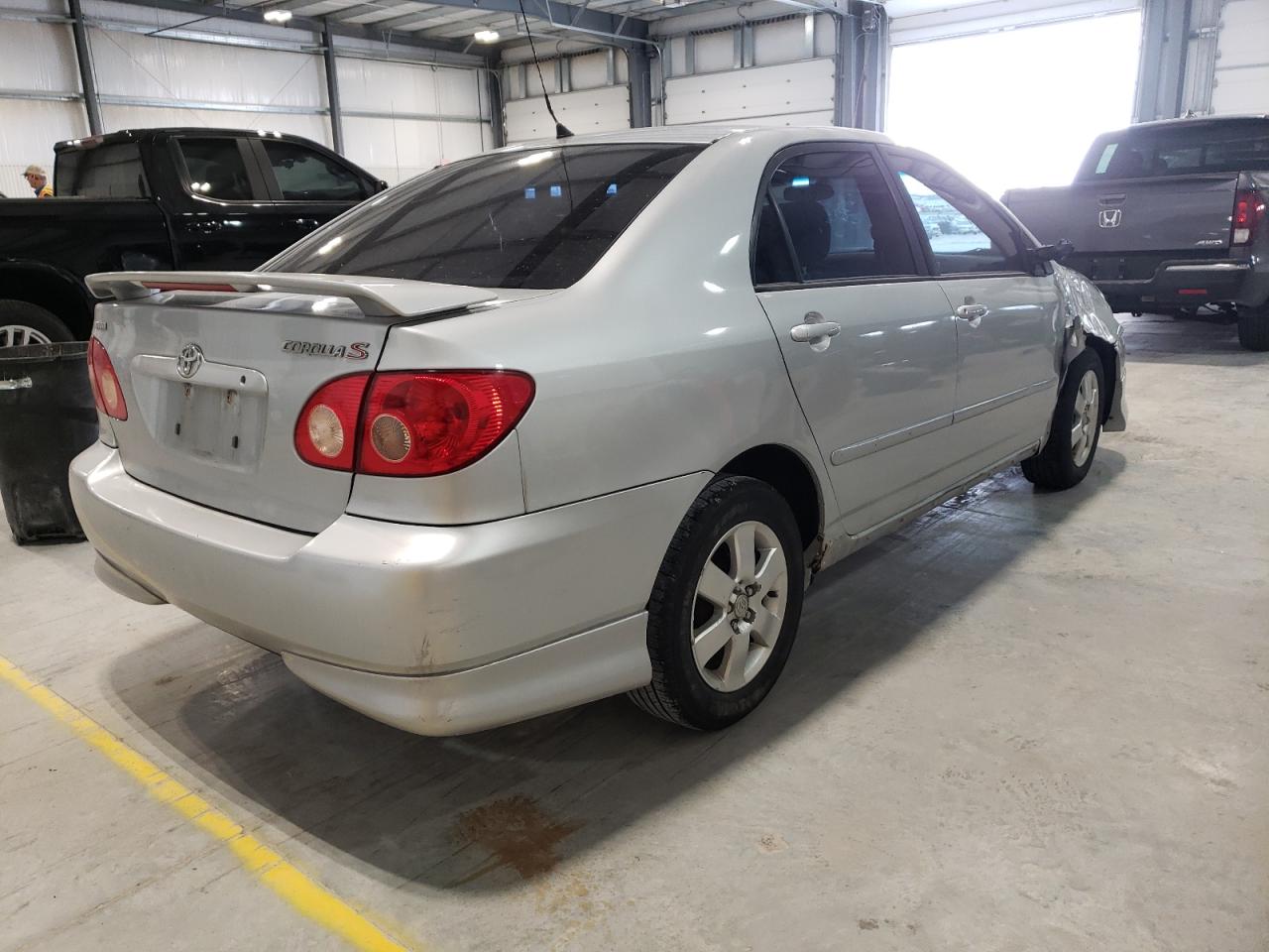 Photo 4 from auction – 2007 TOYOTA COROLLA CE with VIN 1NXBR32E17Z845575