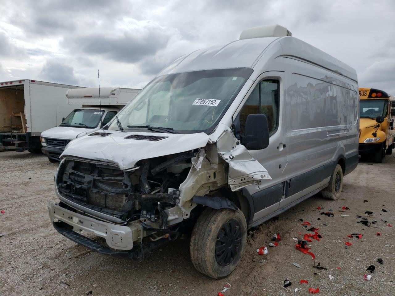 Photo 2 from auction – 2016 FORD TRANSIT T- with VIN 1FTBW3XM7GKA87864