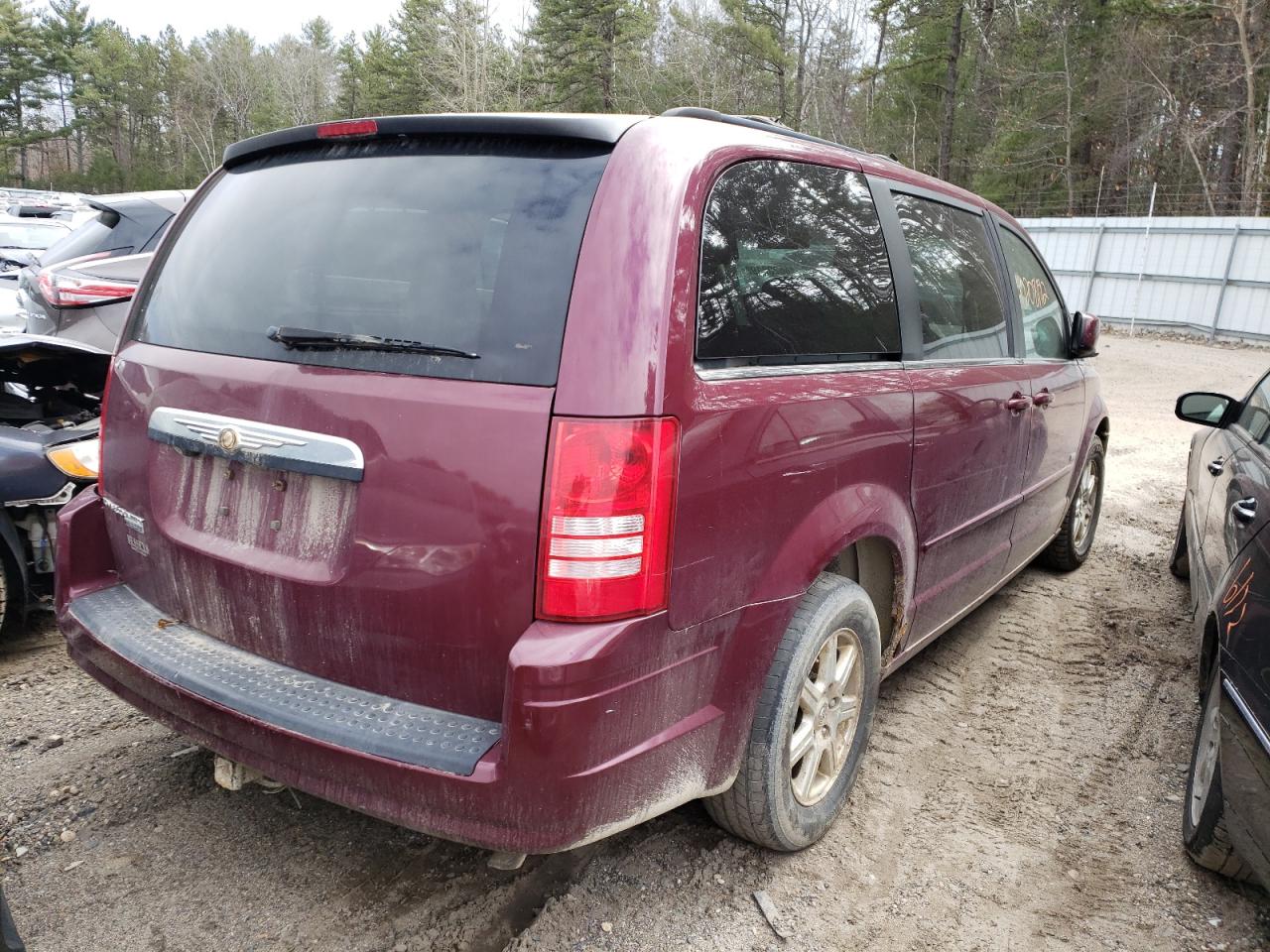 Photo 4 from auction – 2008 CHRYSLER TOWN & COU with VIN 2A8HR54P98R758779