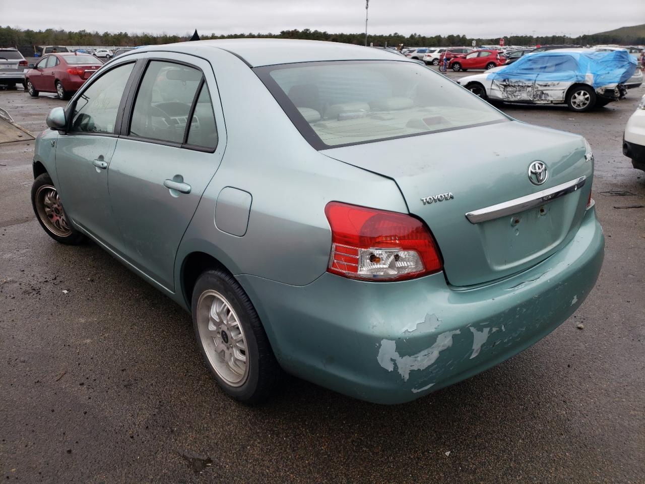 Photo 3 from auction – 2010 TOYOTA YARIS with VIN JTDBT4K32A4072102