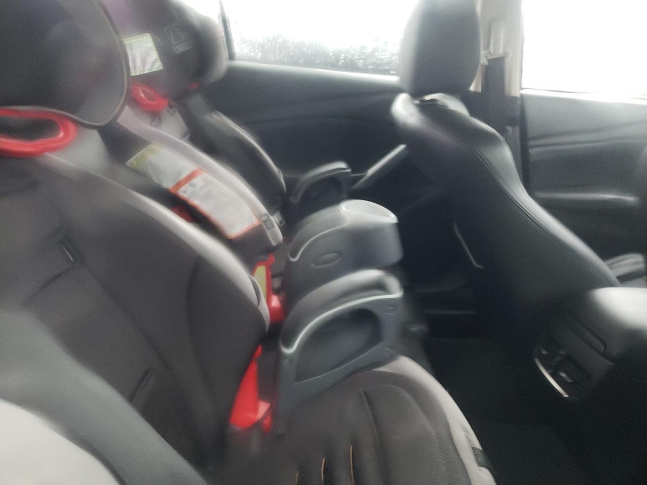 Photo 6 from auction – 2015 MAZDA 6 TOURING with VIN JM1GJ1V52F1216313