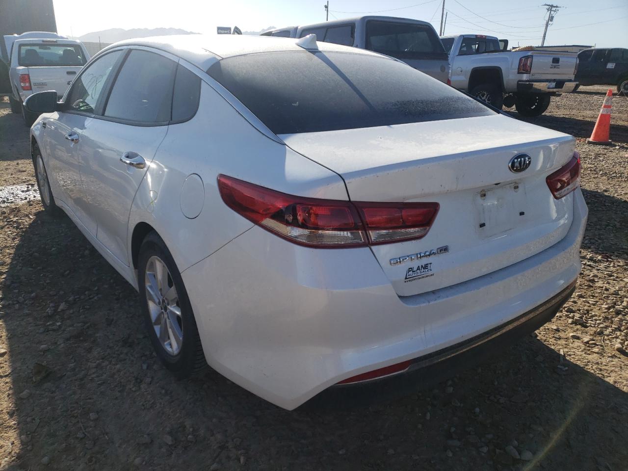 Photo 3 from auction – 2016 KIA OPTIMA LX with VIN KNAGT4L36G5102724