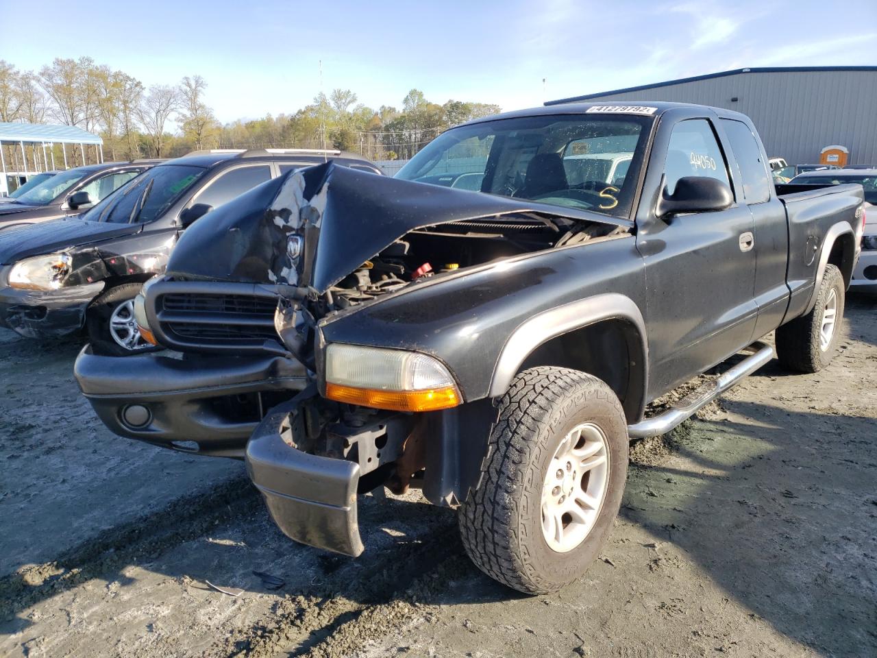 Photo 2 from auction – 2002 DODGE DAKOTA BAS with VIN 1B7GG12X22S667296