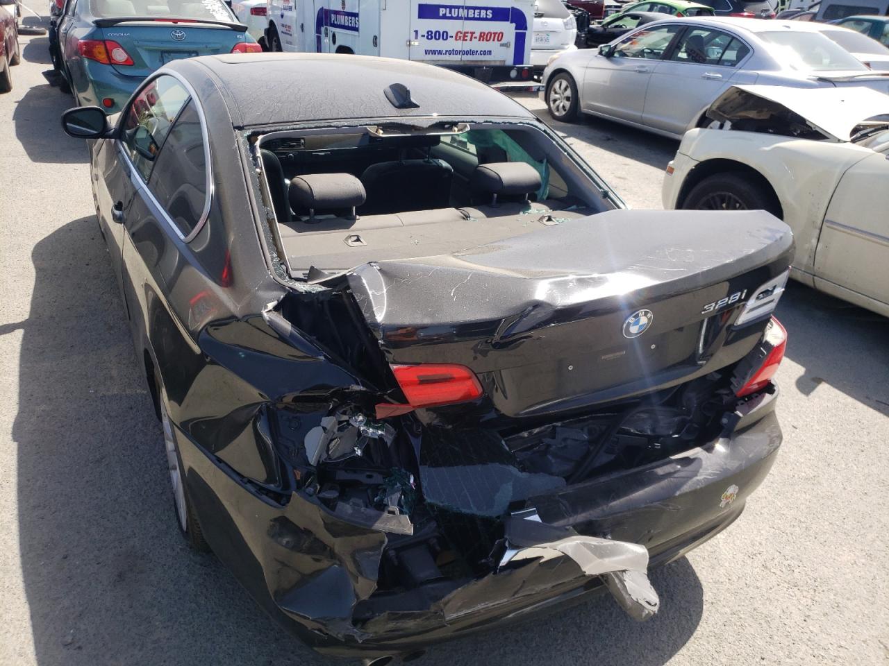 Photo 9 from auction – 2011 BMW 328 I SULE with VIN WBAKE5C57BE755339