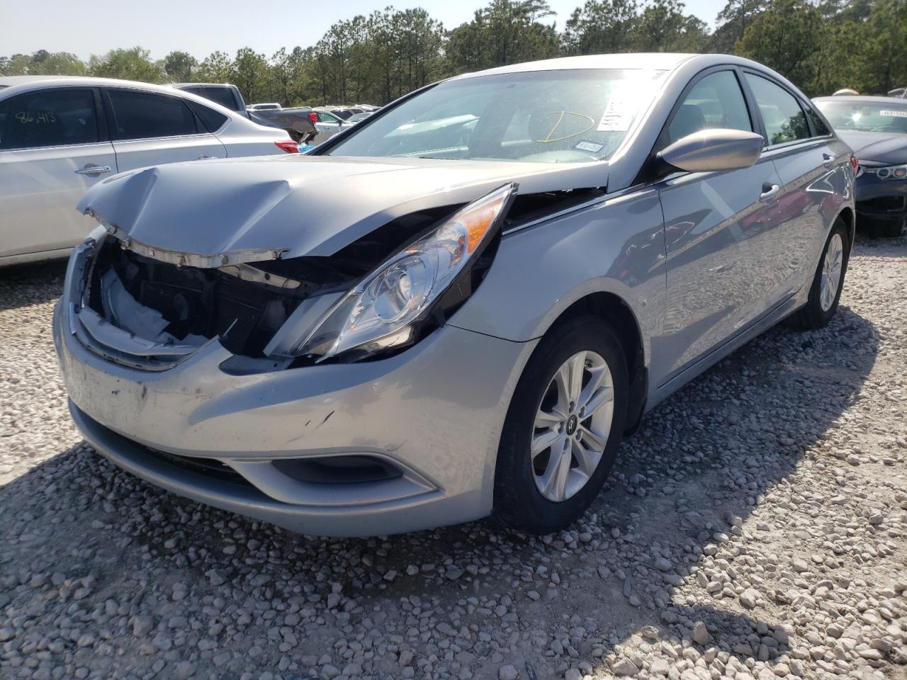 Photo 2 from auction – 2012 HYUNDAI SONATA GLS with VIN 5NPEB4AC4CH359004