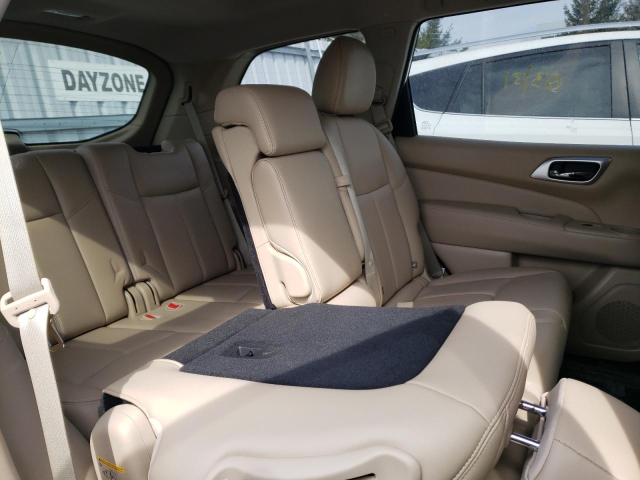 Photo 6 from auction – 2017 NISSAN PATHFINDER with VIN 5N1DR2MM9HC673293