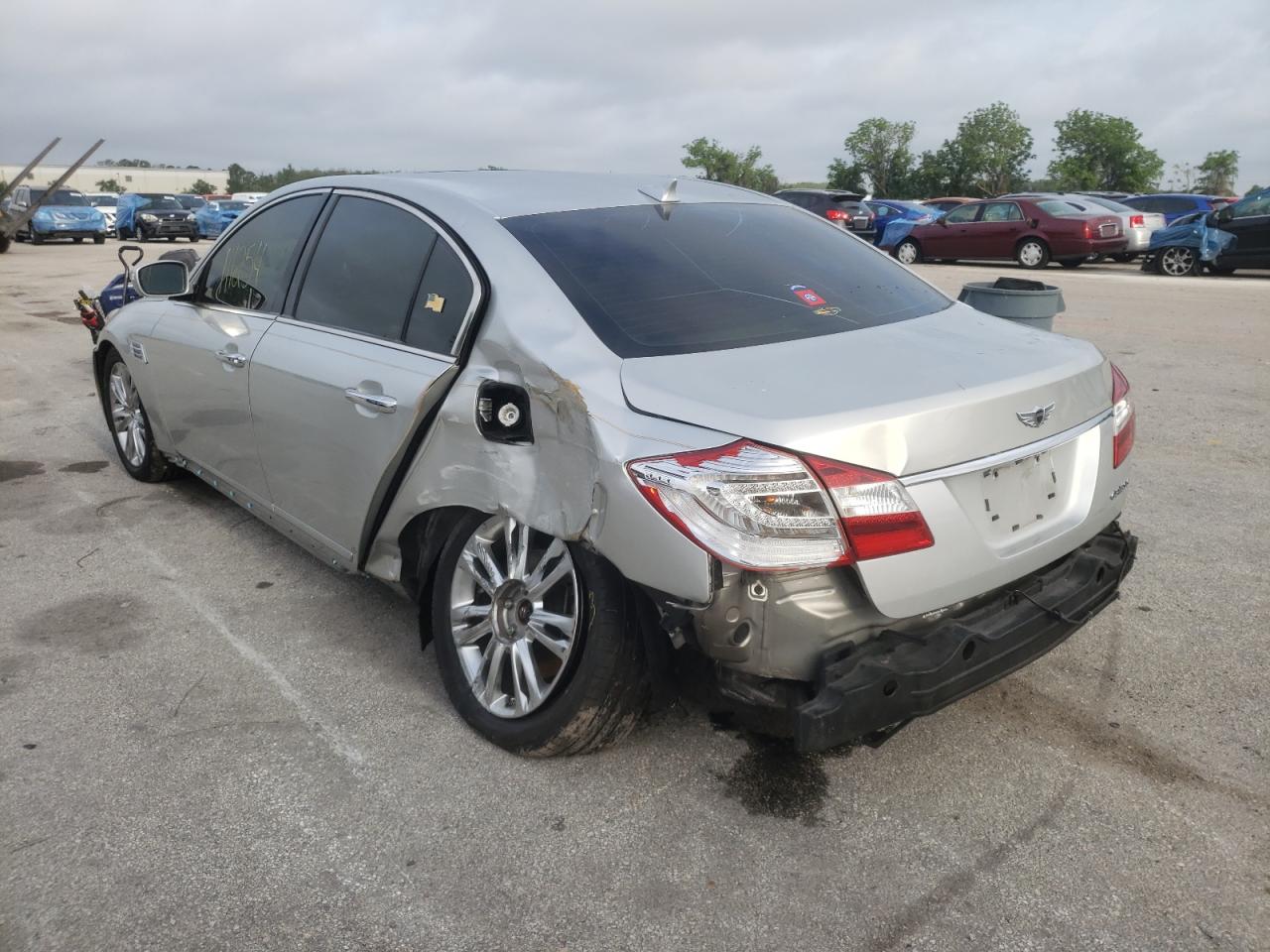 Photo 3 from auction – 2012 HYUNDAI GENESIS 3. with VIN KMHGC4DD9CU170232