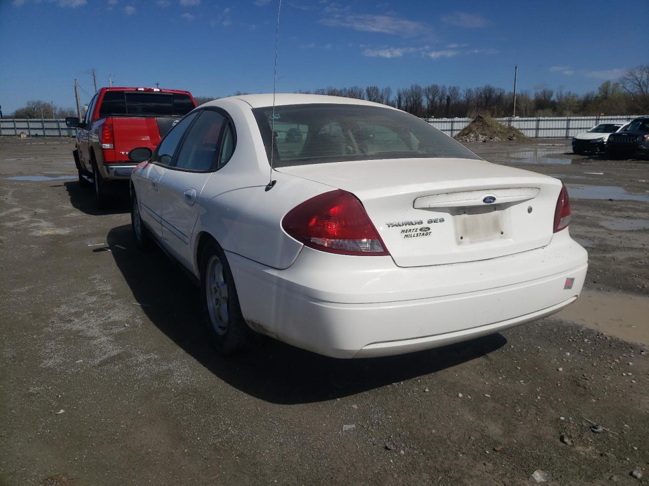 Photo 3 from auction – 2004 FORD TAURUS SES with VIN 1FAFP55U04A211283
