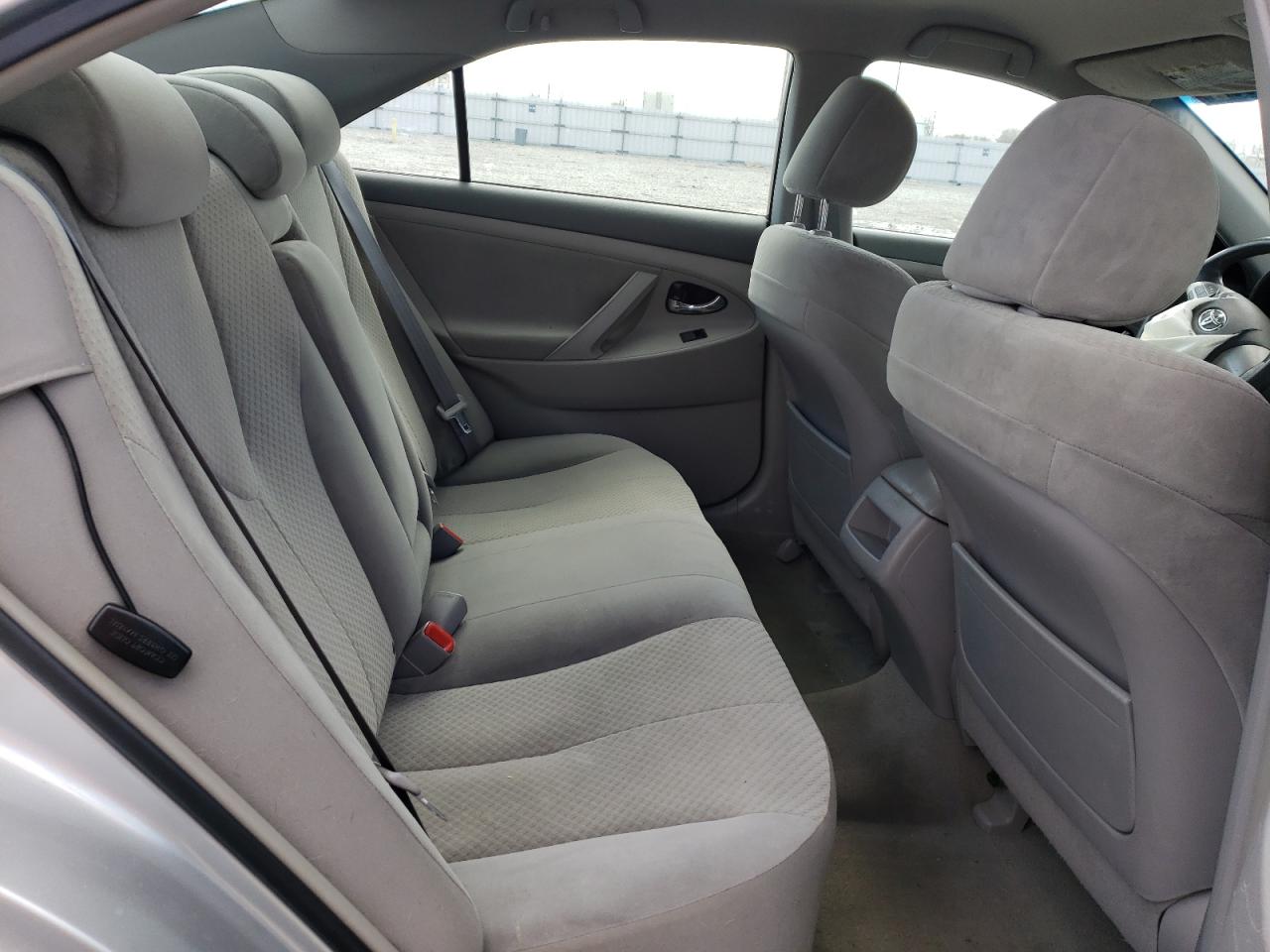 Photo 6 from auction – 2007 TOYOTA CAMRY CE with VIN 4T1BE46K17U663537