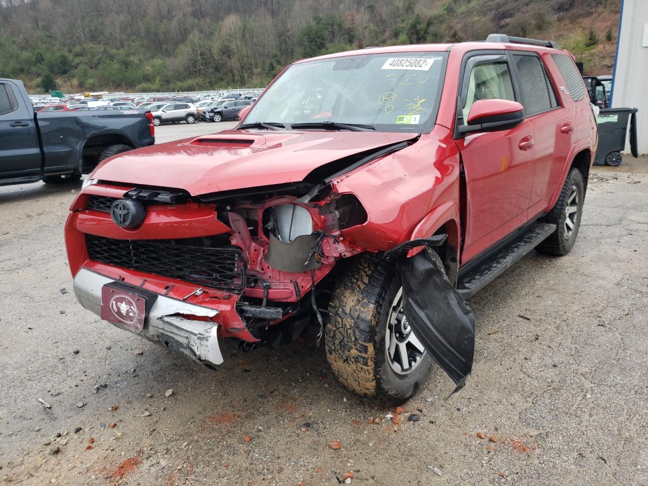 Photo 2 from auction – 2019 TOYOTA 4RUNNER SR with VIN JTEBU5JR2K5614850