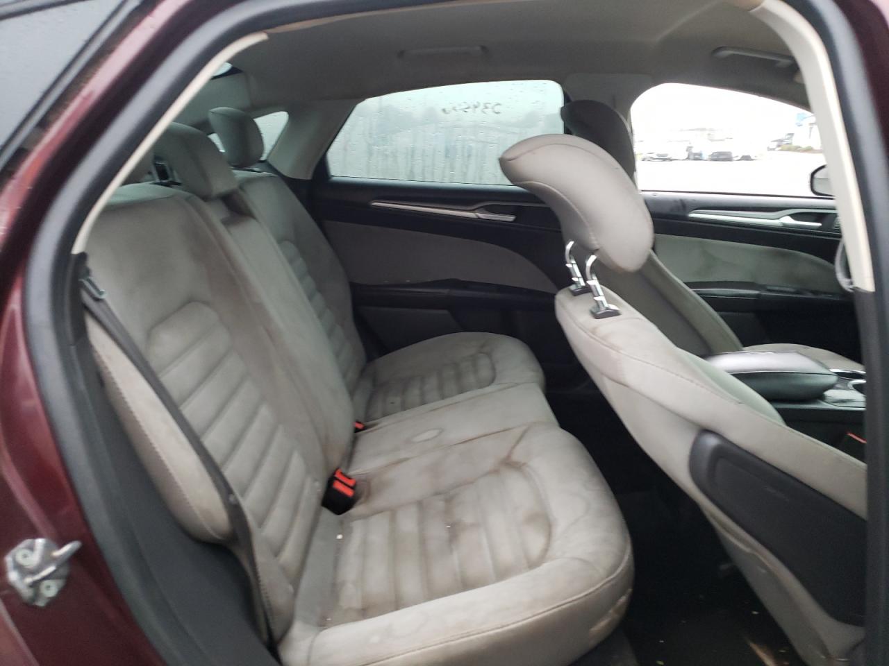Photo 17 from auction – 2013 FORD FUSION S with VIN 3FA6P0G72DR279908