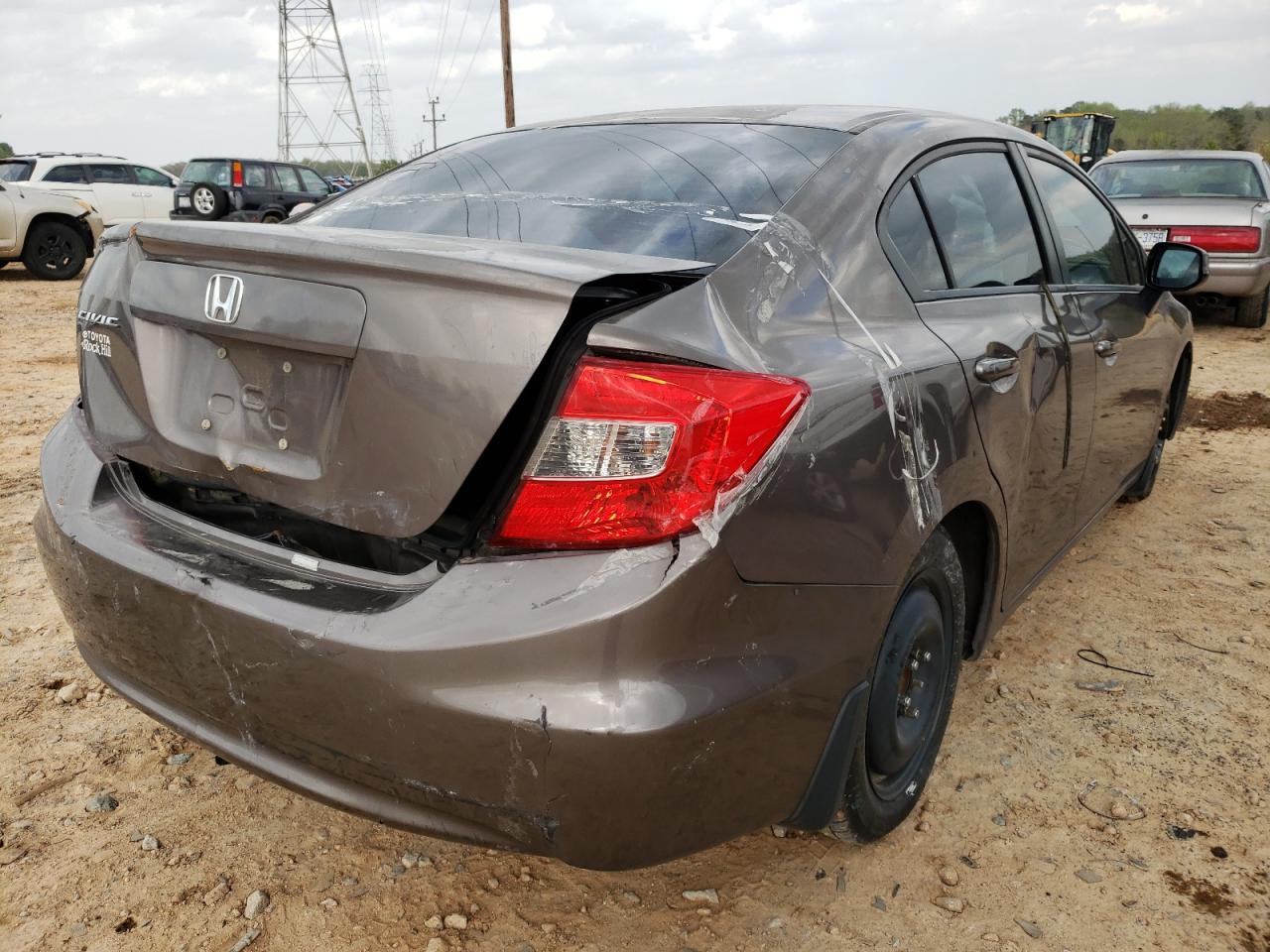 Photo 4 from auction – 2012 HONDA CIVIC LX with VIN 2HGFB2F53CH527003