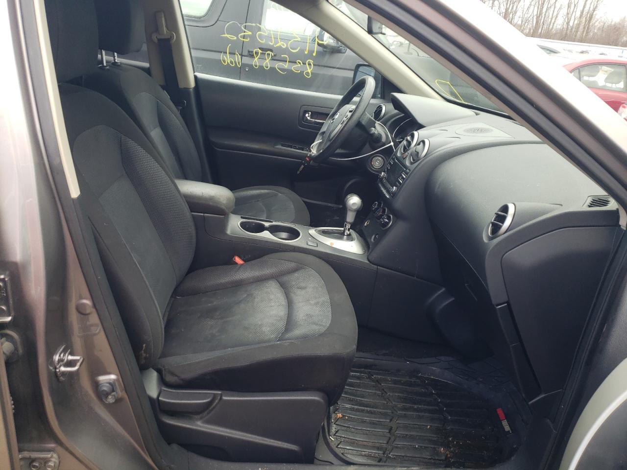 Photo 5 from auction – 2013 NISSAN ROGUE S with VIN JN8AS5MT9DW033683
