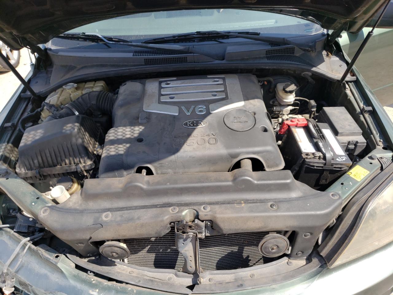 Zdjęcie 7 z aukcji – 2005 KIA SORENTO EX z VIN KNDJD733455338745