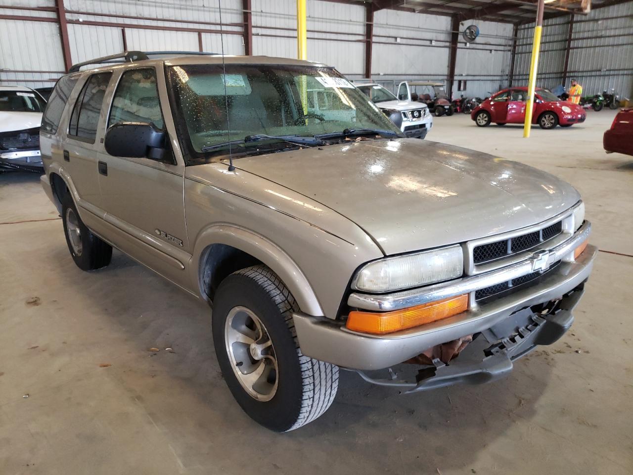 CHEVROLET BLAZER 2003 مع رقم تعريف المركبة 1GNCS13X93K165793 - صورة من المزاد