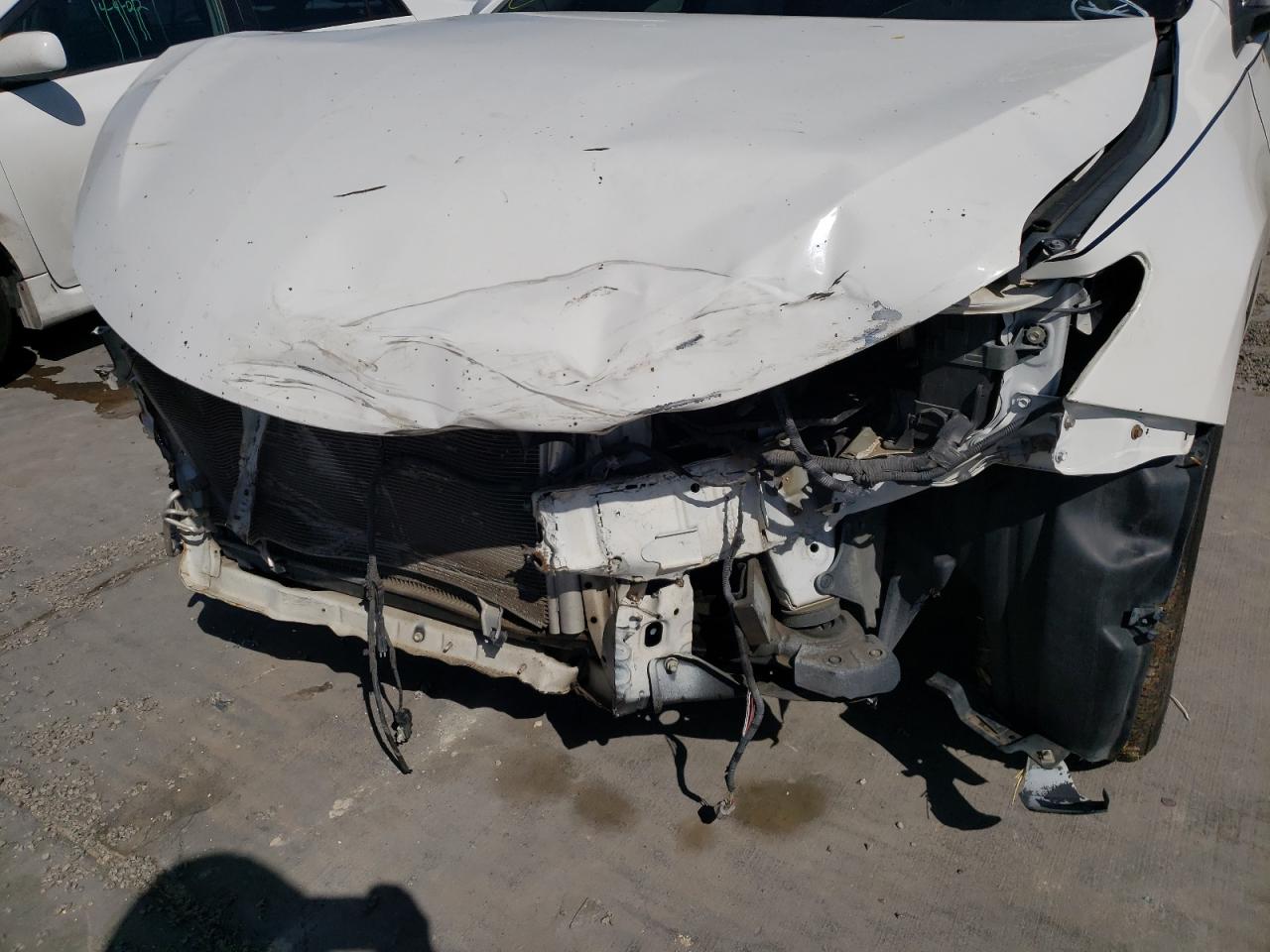 Photo 9 from auction – 2015 TOYOTA CAMRY LE with VIN 4T1BF1FK3FU938755