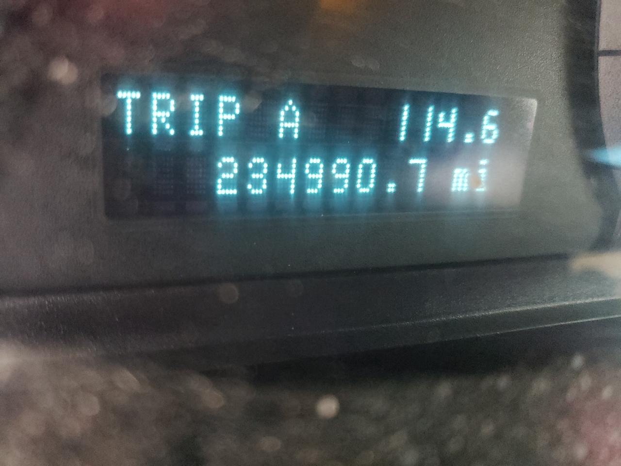 Photo 8 from auction – 2012 FORD ESCAPE LIM with VIN 1FMCU9EG3CKB01291