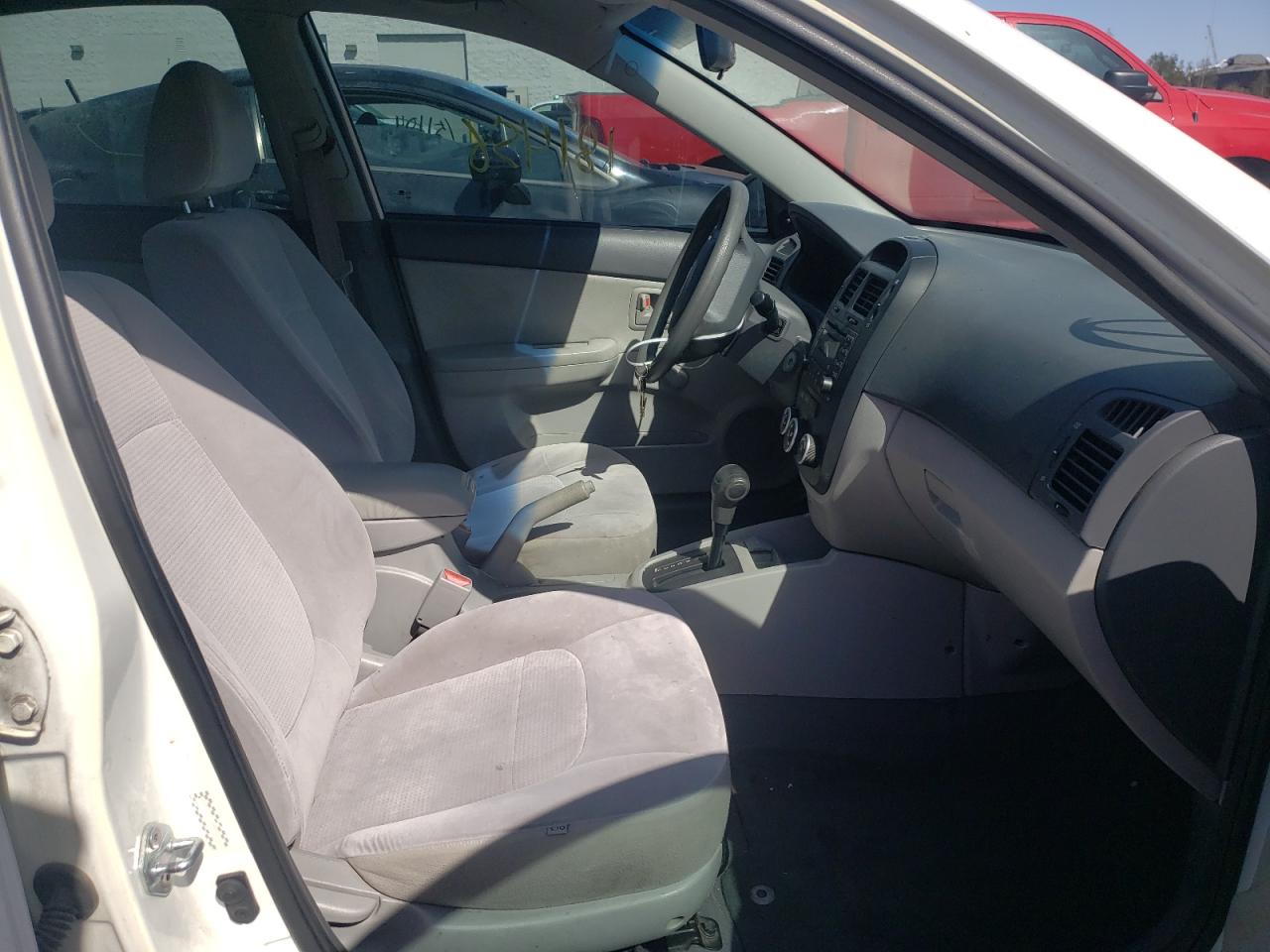 Photo 5 from auction – 2009 KIA SPECTRA EX with VIN KNAFE222595664202