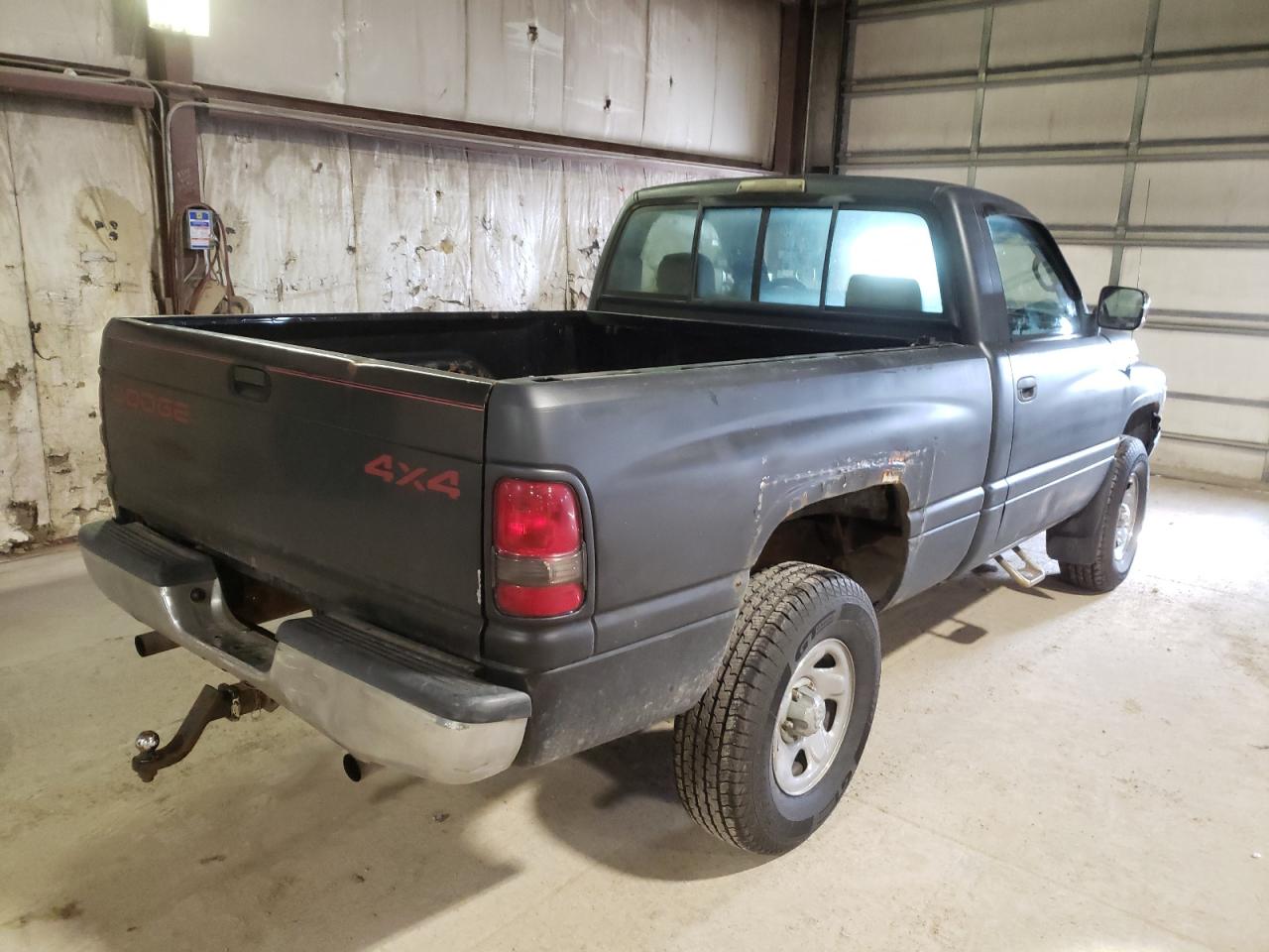 Photo 4 from auction – 1995 DODGE RAM 1500 with VIN 1B7HF16Y2SS320027
