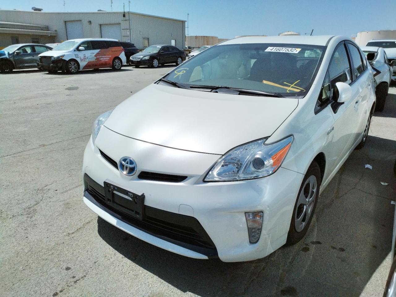 Photo 4 from auction – 2015 TOYOTA PRIUS with VIN JTDKN3DUXF1998556