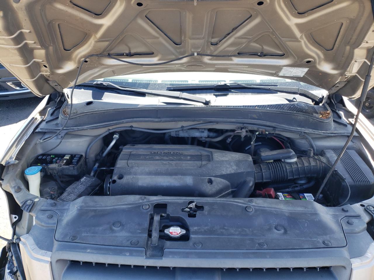 Photo 7 from auction – 2004 HONDA PILOT EXL with VIN 2HKYF18654H562145