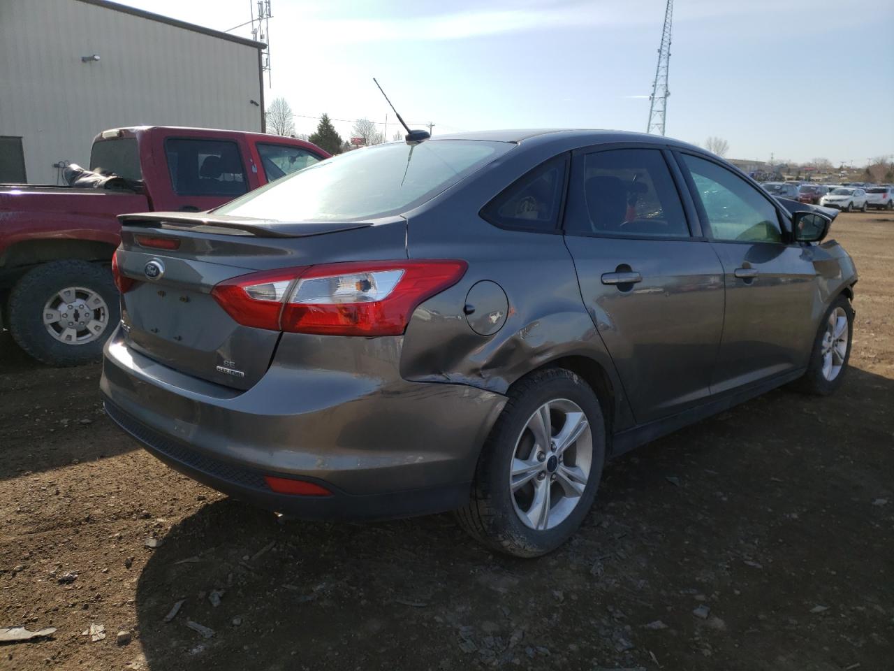 Photo 4 from auction – 2014 FORD FOCUS SE with VIN 1FADP3F2XEL247013