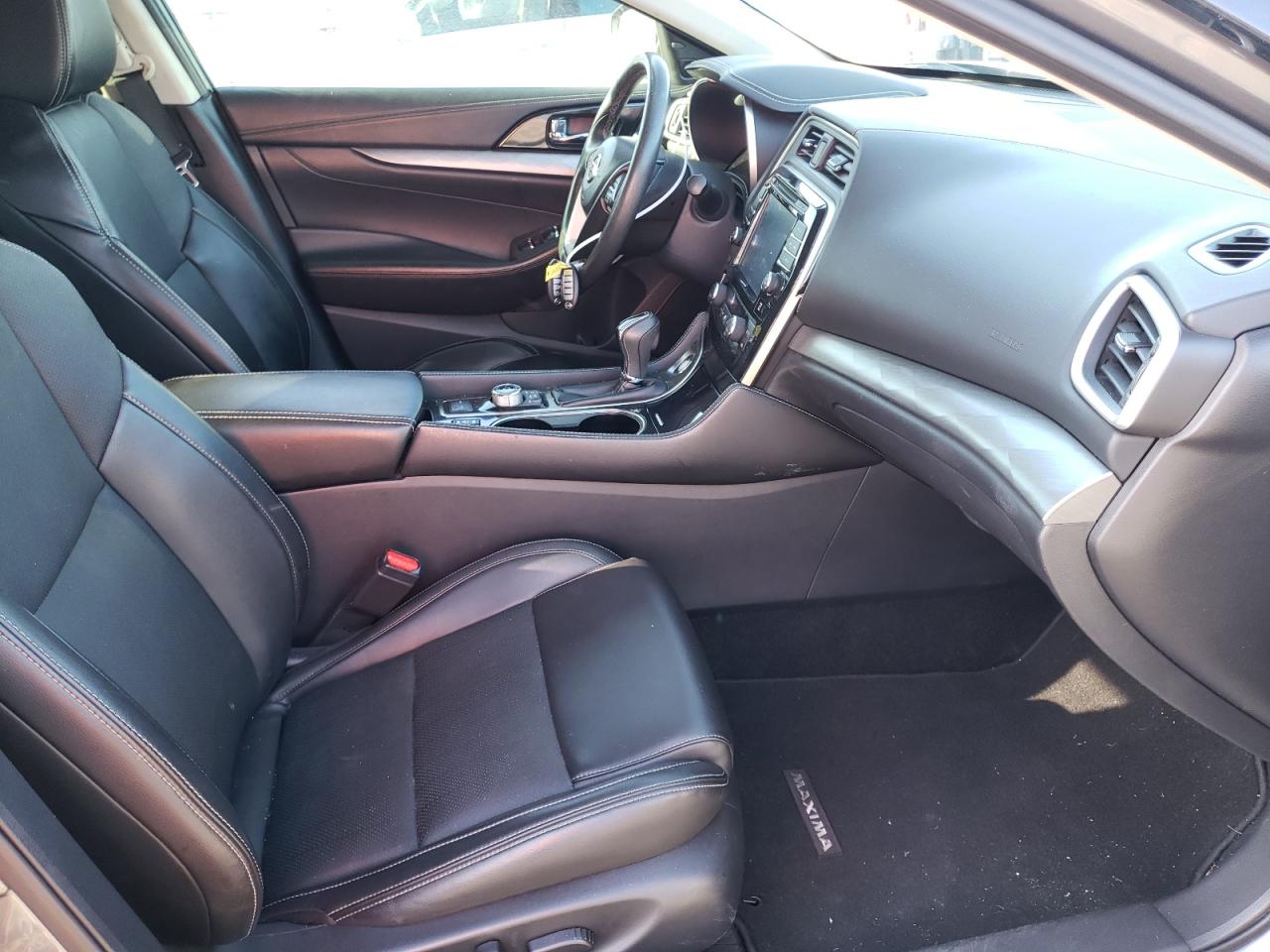 Photo 5 from auction – 2017 NISSAN MAXIMA 3.5 with VIN 1N4AA6AP3HC419735