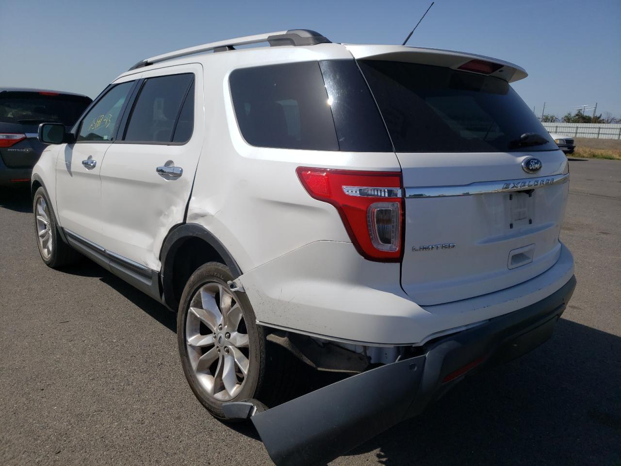 Photo 3 from auction – 2013 FORD EXPLORER L with VIN 1FM5K7F89DGA41466
