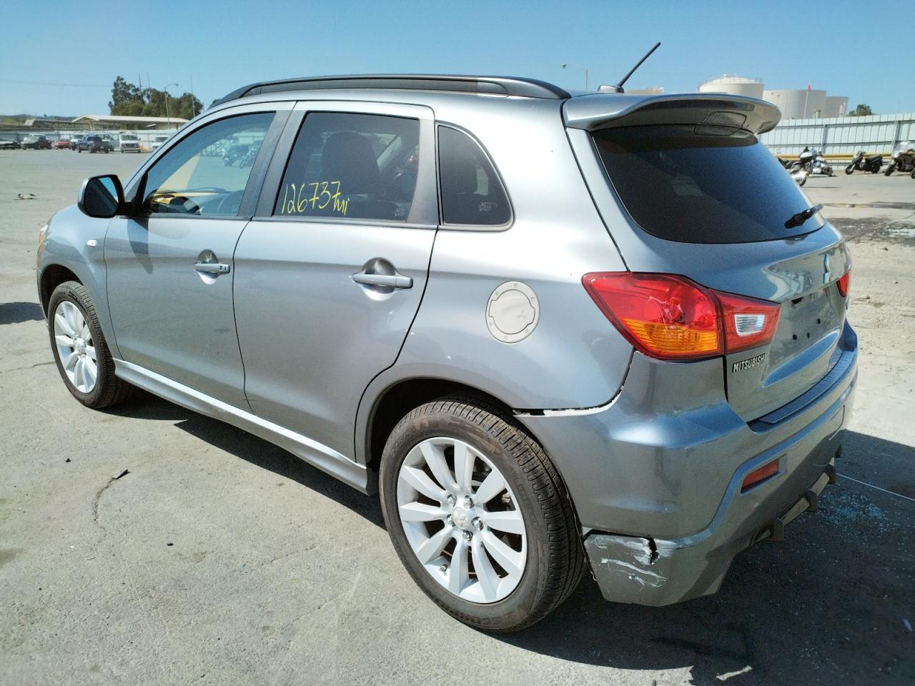 Photo 3 from auction – 2011 MITSUBISHI OUTLANDER with VIN JA4AR4AU2BZ013814