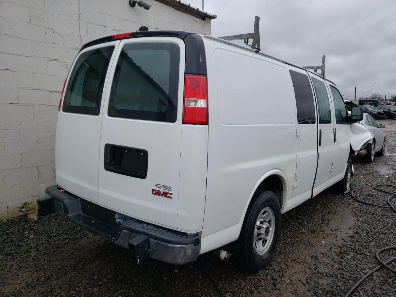 Photo 4 from auction – 2014 GMC SAVANA G25 with VIN 1GTW7FCA7E1912073