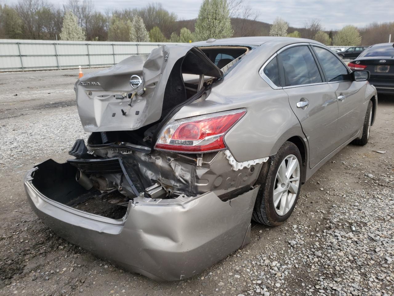 Photo 4 from auction – 2015 NISSAN ALTIMA 2.5 with VIN 1N4AL3AP0FC290200