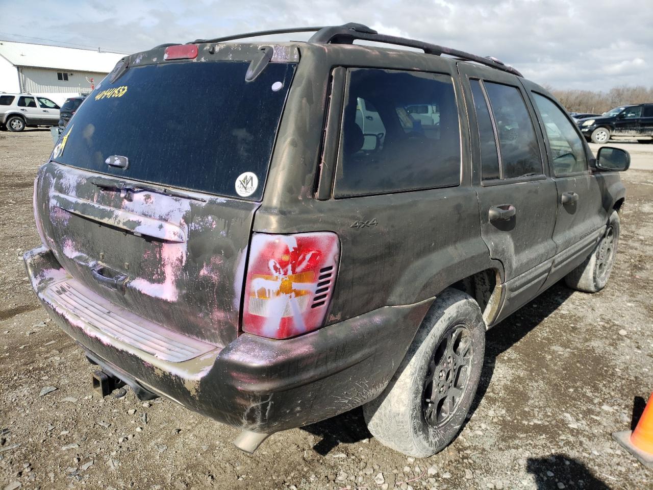 Photo 4 from auction – 2000 JEEP GRAND CHER with VIN 1J4GW58N6YC260191
