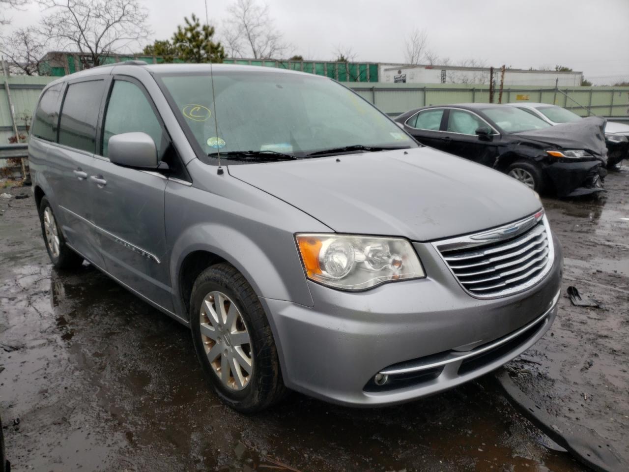 CHRYSLER TOWN & COU 2014 with VIN 2C4RC1BG9ER138633 - Photo from auction