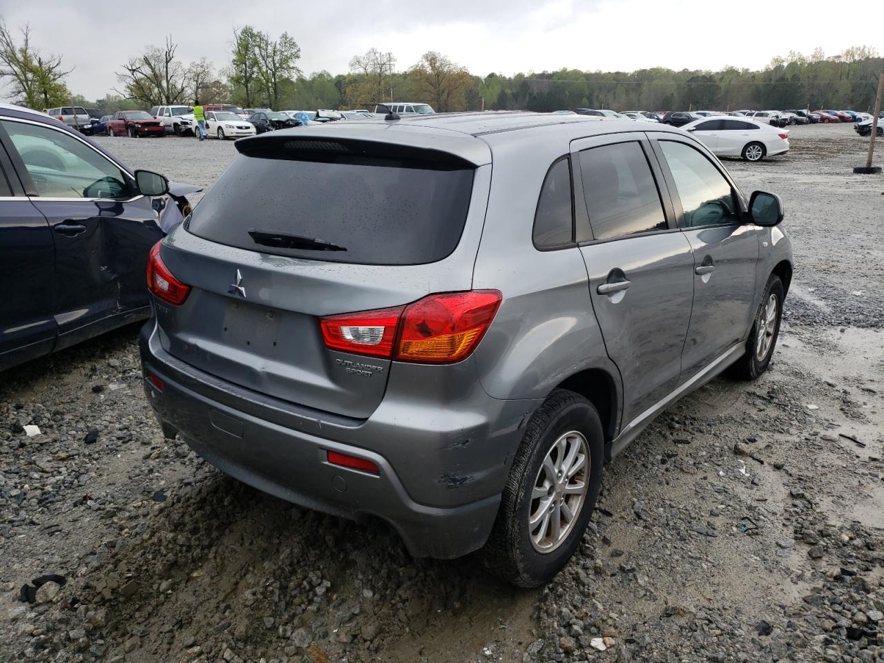 Photo 4 from auction – 2011 MITSUBISHI OUTLANDER with VIN JA4AP3AU7BZ014554