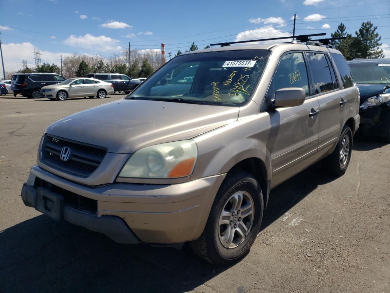 Photo 2 from auction – 2004 HONDA PILOT EXL with VIN 2HKYF18654H562145