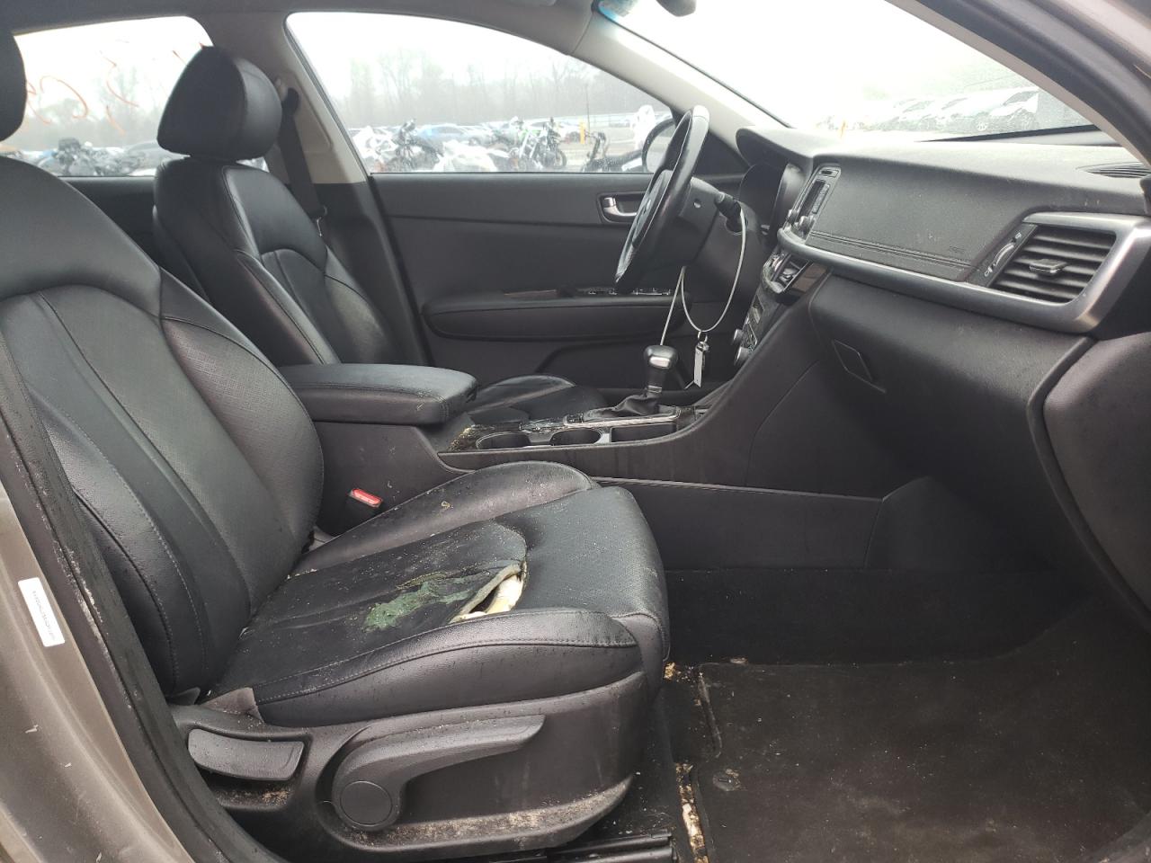 صورة رقم 5 من المزاد - 2016 KIA OPTIMA EX مع VIN 5XXGU4L35GG091890