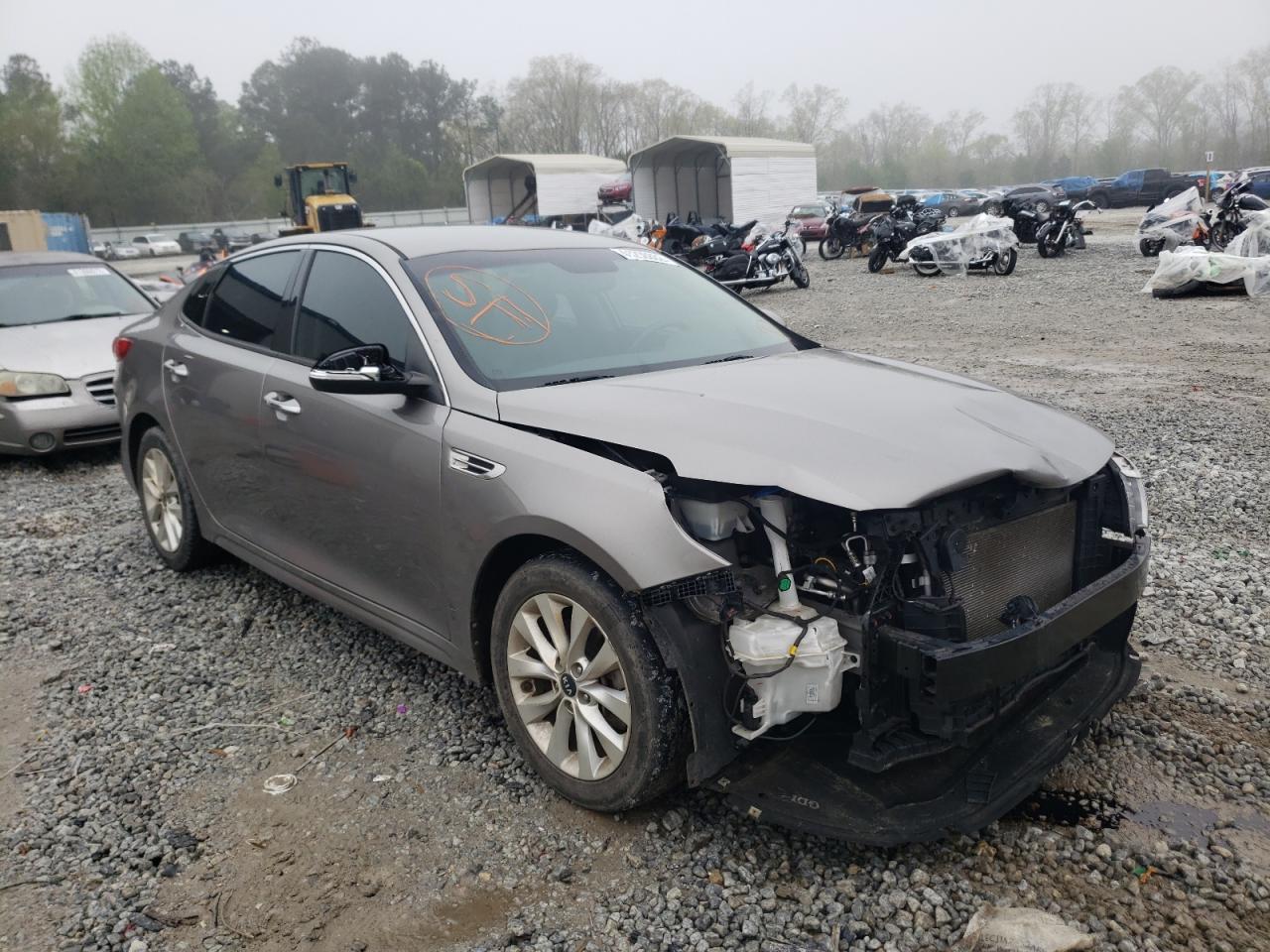 KIA OPTIMA EX 2016 with VIN 5XXGU4L35GG091890 - Photo from auction