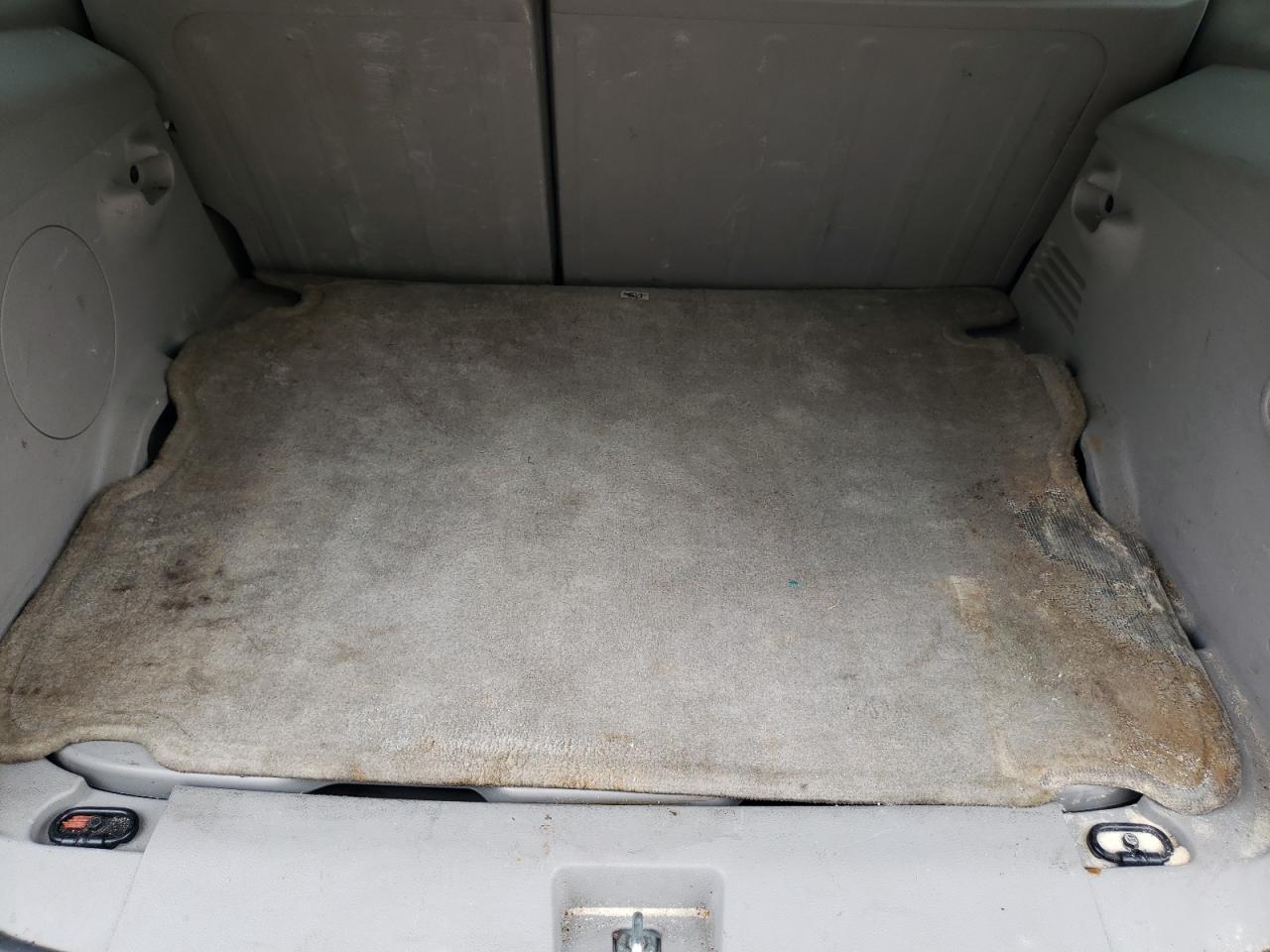 Zdjęcie 9 z aukcji – 2011 CHEVROLET HHR LS z VIN 3GNBAAFW7BS554548