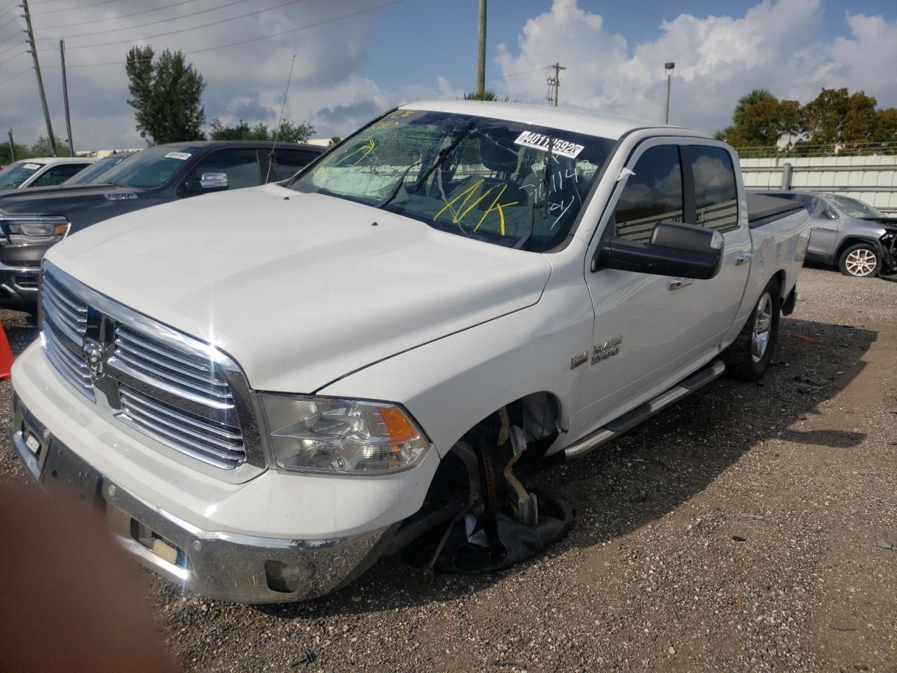 Photo 2 from auction – 2017 RAM 1500 SLT with VIN 1C6RR6LT2HS761142