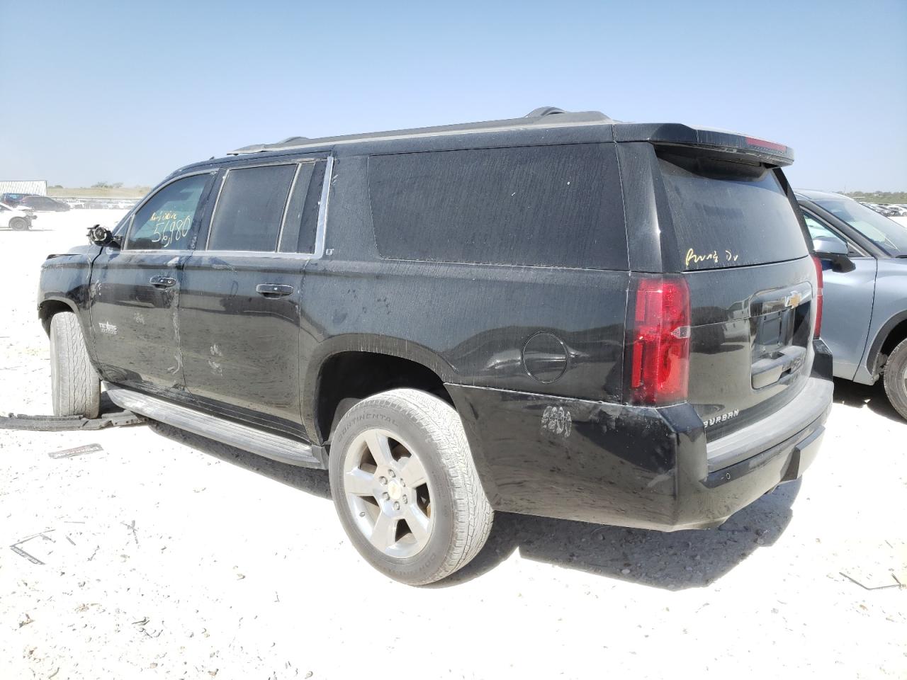 Photo 3 from auction – 2019 CHEVROLET SUBURBAN C with VIN 1GNSCHKC3KR105336