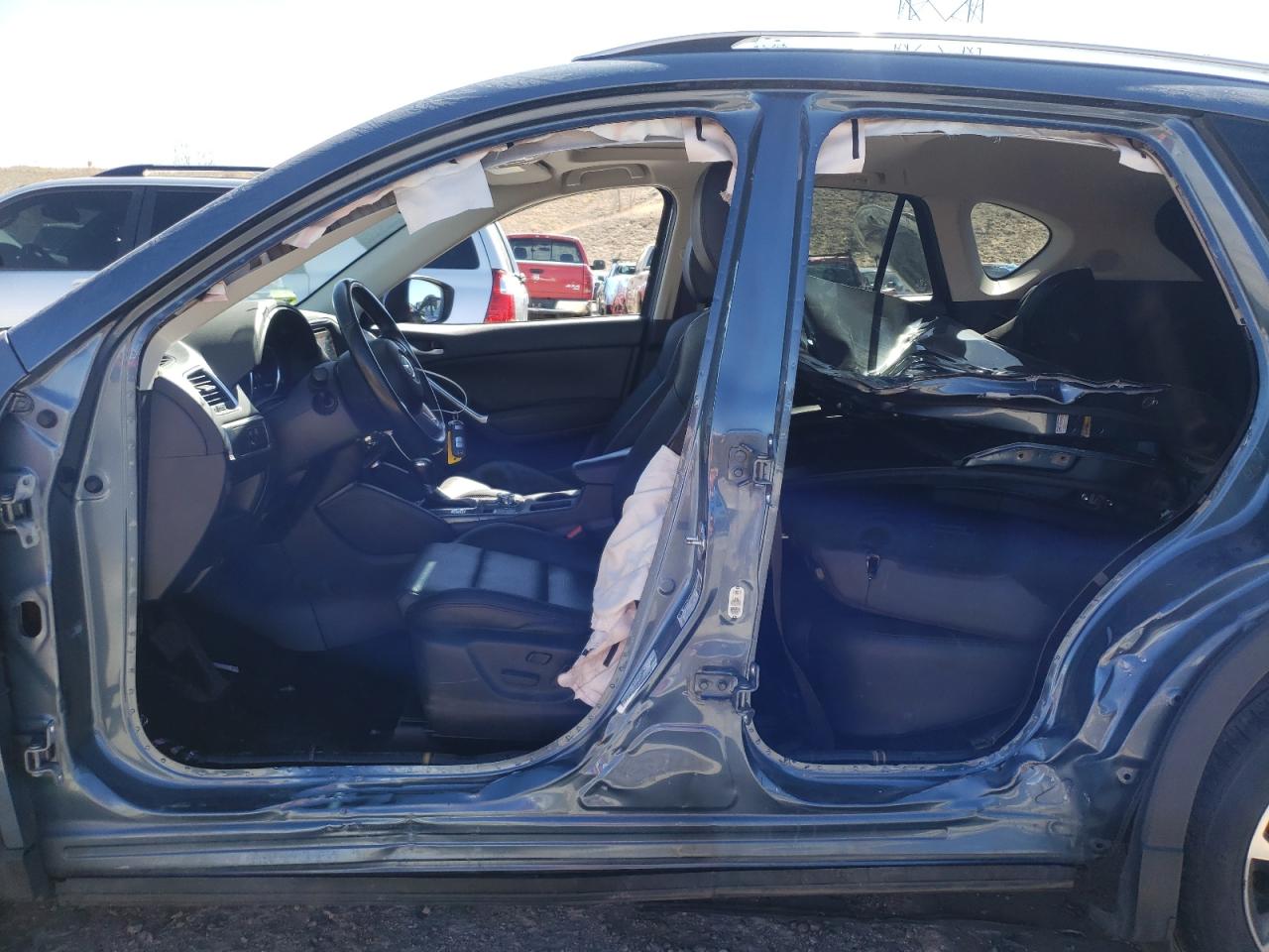 Photo 9 from auction – 2016 MAZDA CX-5 GT with VIN JM3KE4DY8G0674044