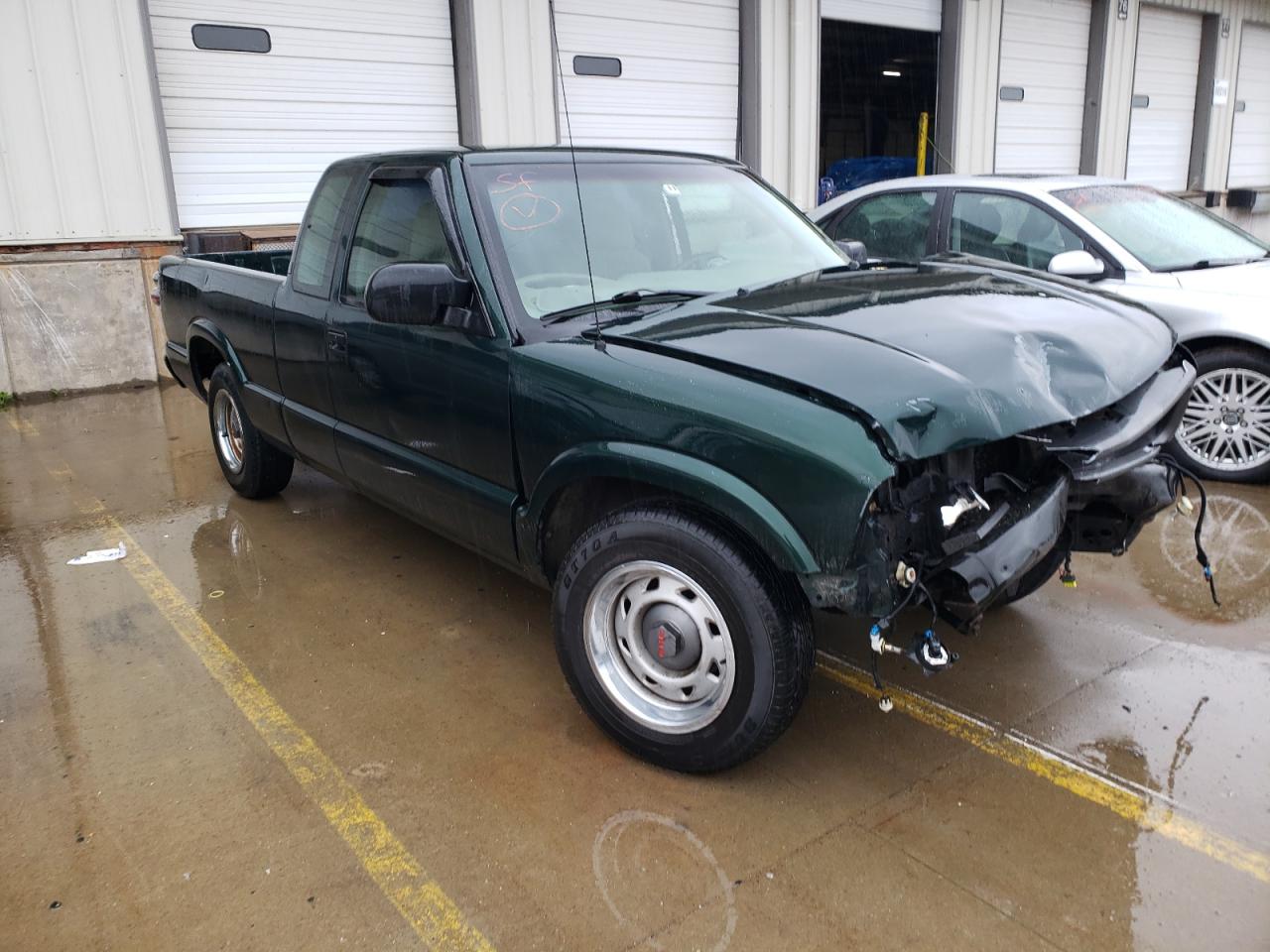 Photo 10 from auction – 2003 GMC SONOMA with VIN 1GTCS19H238246835